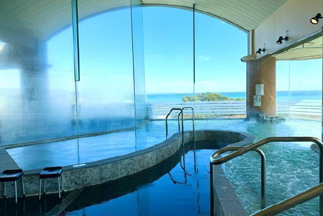 鵜来来の湯十王 大浴場