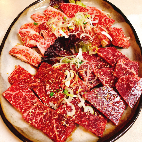 炭火焼肉 新明香