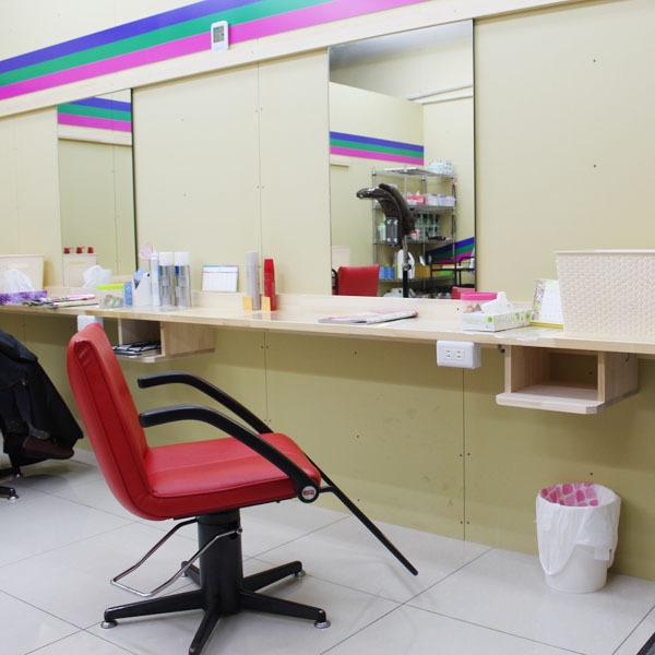 サロン・ド みんみん トライアル小山店