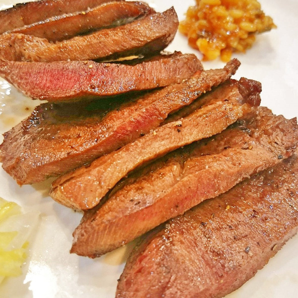 牛タン焼き 仁斗