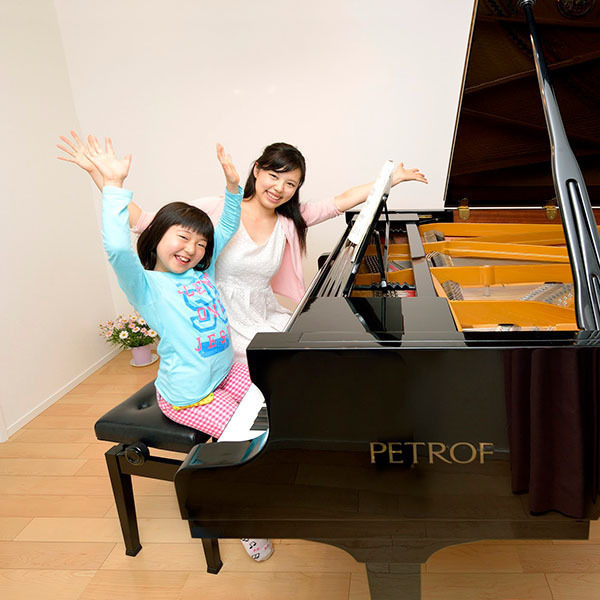 かんなピアノ教室・絵画教室(かんなピアノ練習室)