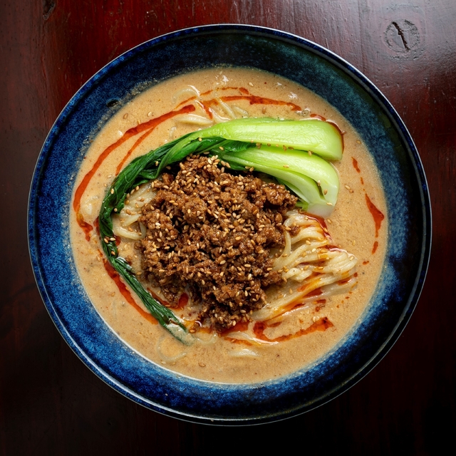 金ゴマたんたんたん麺 樂