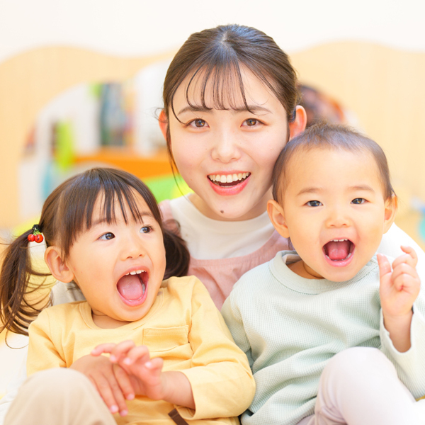 おひさまとつきのいえ