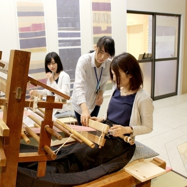 おやま本場結城袖クラフト館
