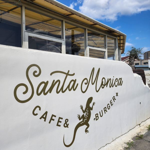 Café & Burger Santa Monica