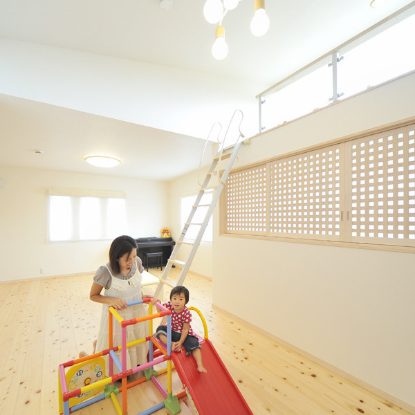 株式会社 鈴木工務店