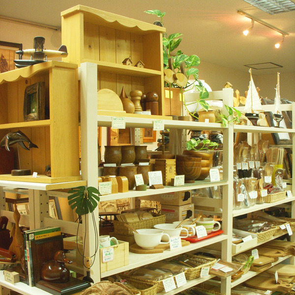 木製雑貨の店 木れんが