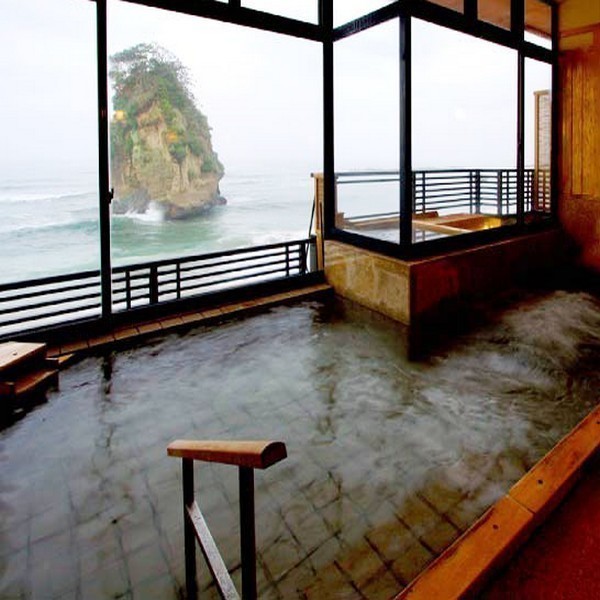 二ツ島観光ホテル