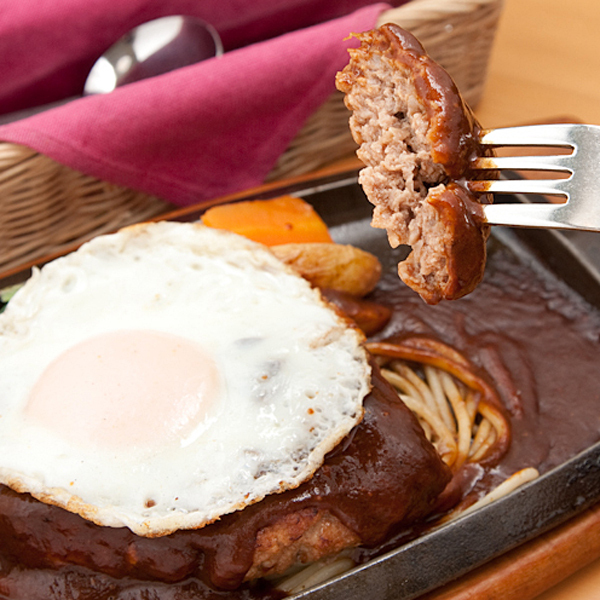 手づくり洋食　サルデーレ