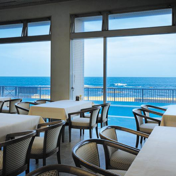 レストラン ウィスタリア