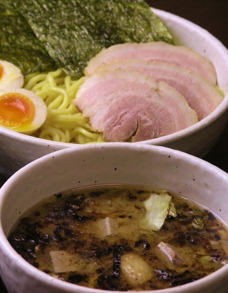 関東風とんこつらーめん 五衛門