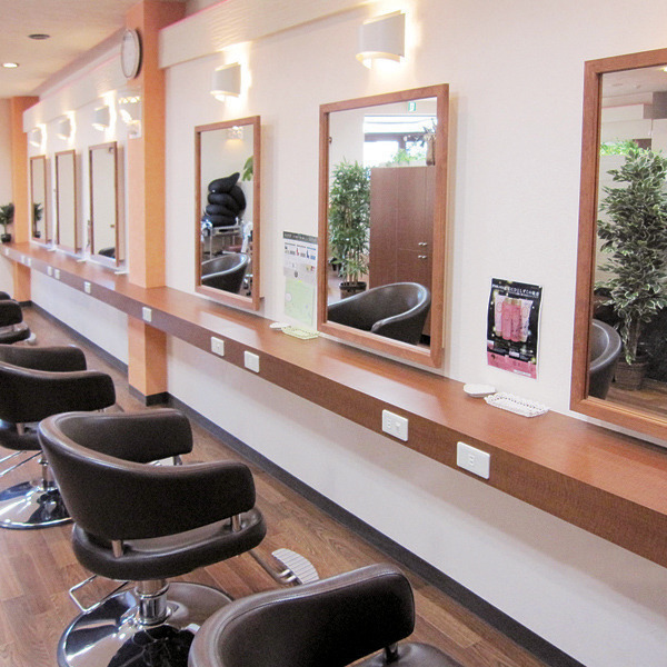 ヘアサロンリゼ下館店