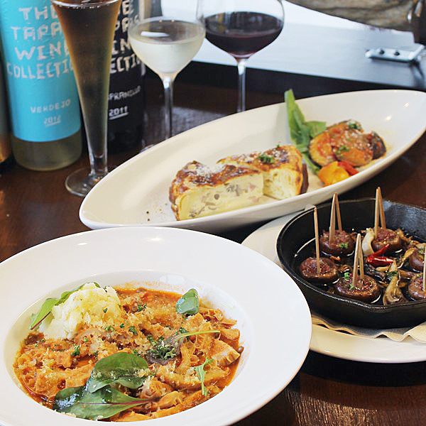 葡萄酒キッチンバル Casares