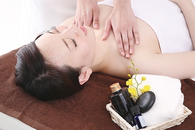 女性限定サロン Honeycomb