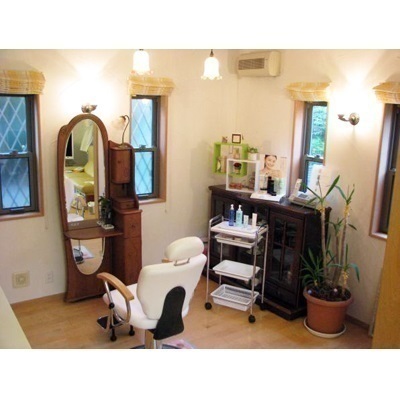 ノエビア ビューティースタジオ　White Plains