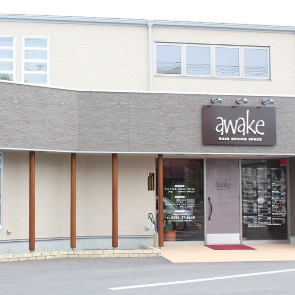 美容室 awake 本店
