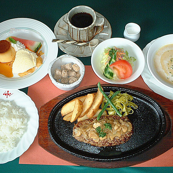 カフェレストラン ムートン