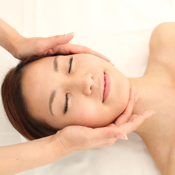 トータルビューティサロン Heureux heure