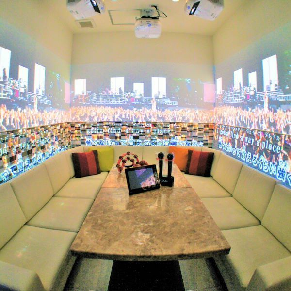 カラオケ バックス