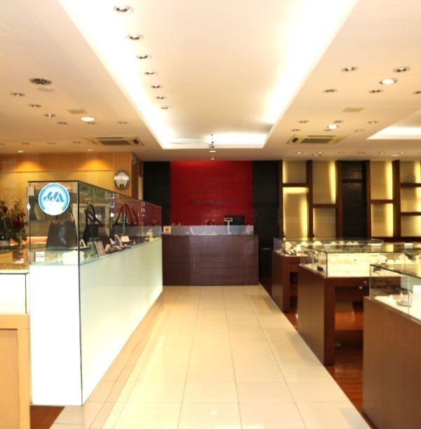 ジュエリーネモト 水戸本店