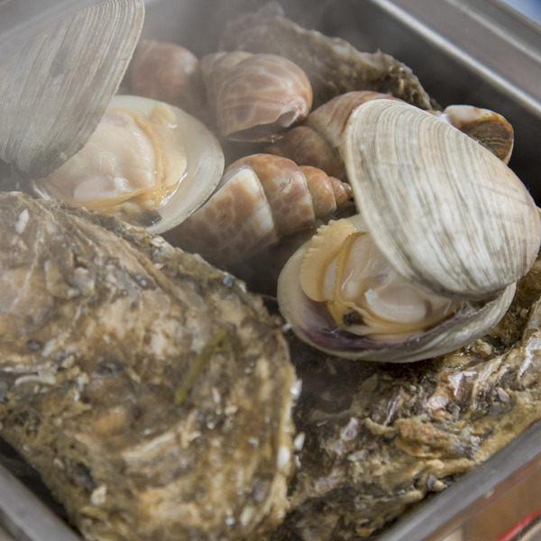 飯岡屋水産グループ　かき小屋