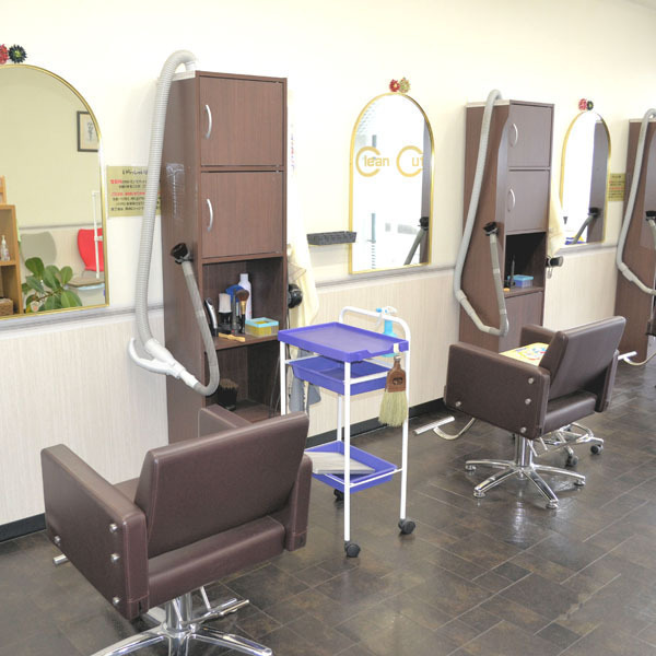 となりのカット屋さん 水木店