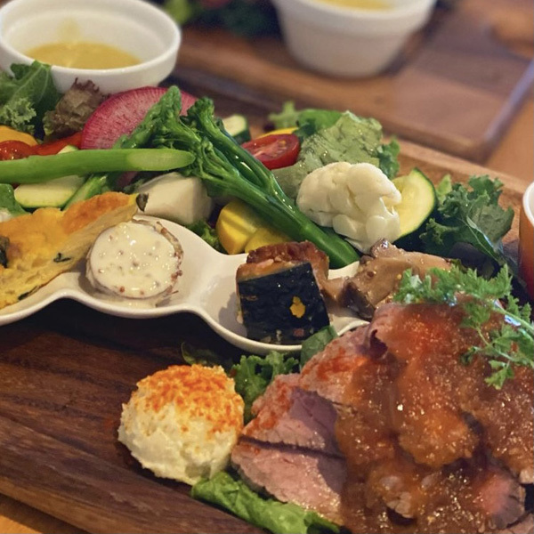 ベジタブルダイニング 八百旅食堂